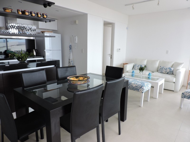 Departamento en alquiler y venta frente al mar
